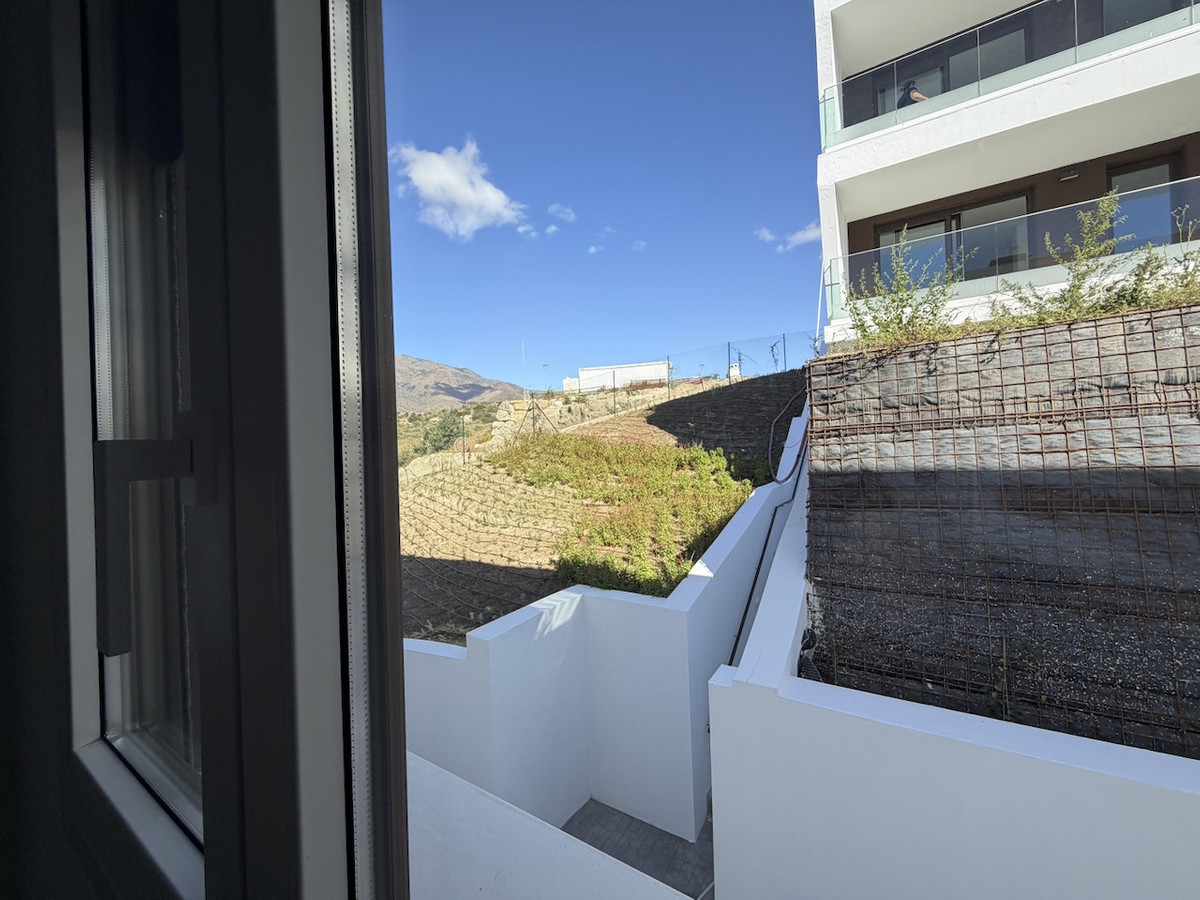 Se vende Apartamento Planta Media de 3 dormitorios en Costa Del Sol, Málaga, España