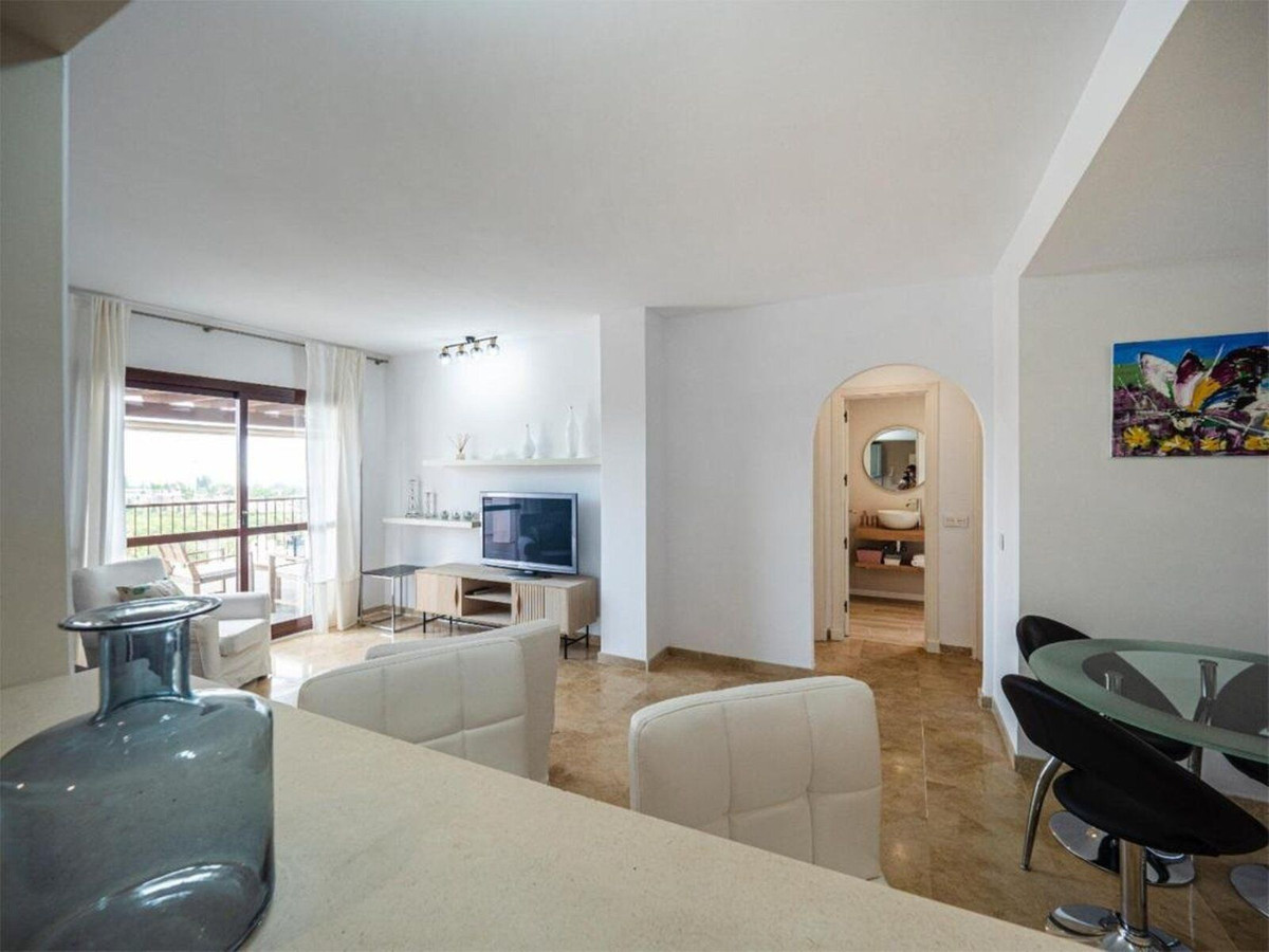 Se vende Apartamento Planta Media de 2 dormitorios en Costa Del Sol, Málaga, España