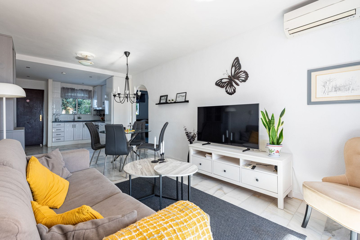 2 Bed Apartment for sale in Riviera Del Sol Costa Del Sol, Málaga, Spain