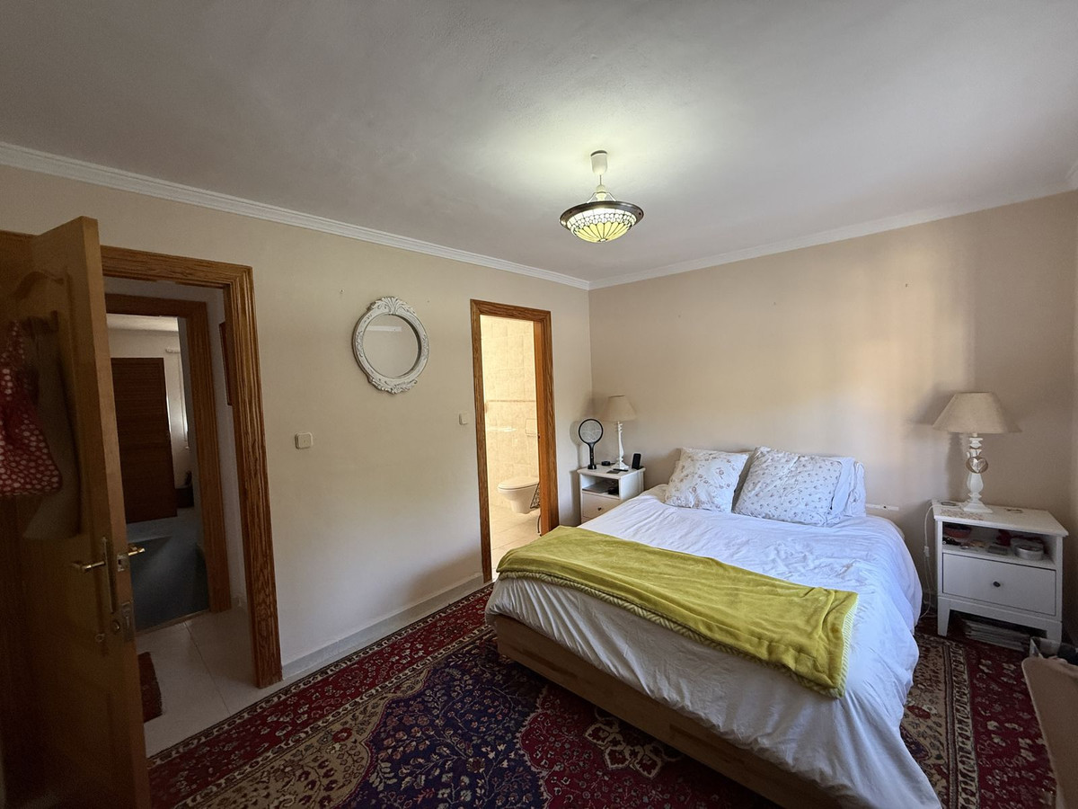 Se vende Finca - Cortijo de 6 dormitorios en Costa Del Sol, Málaga, España