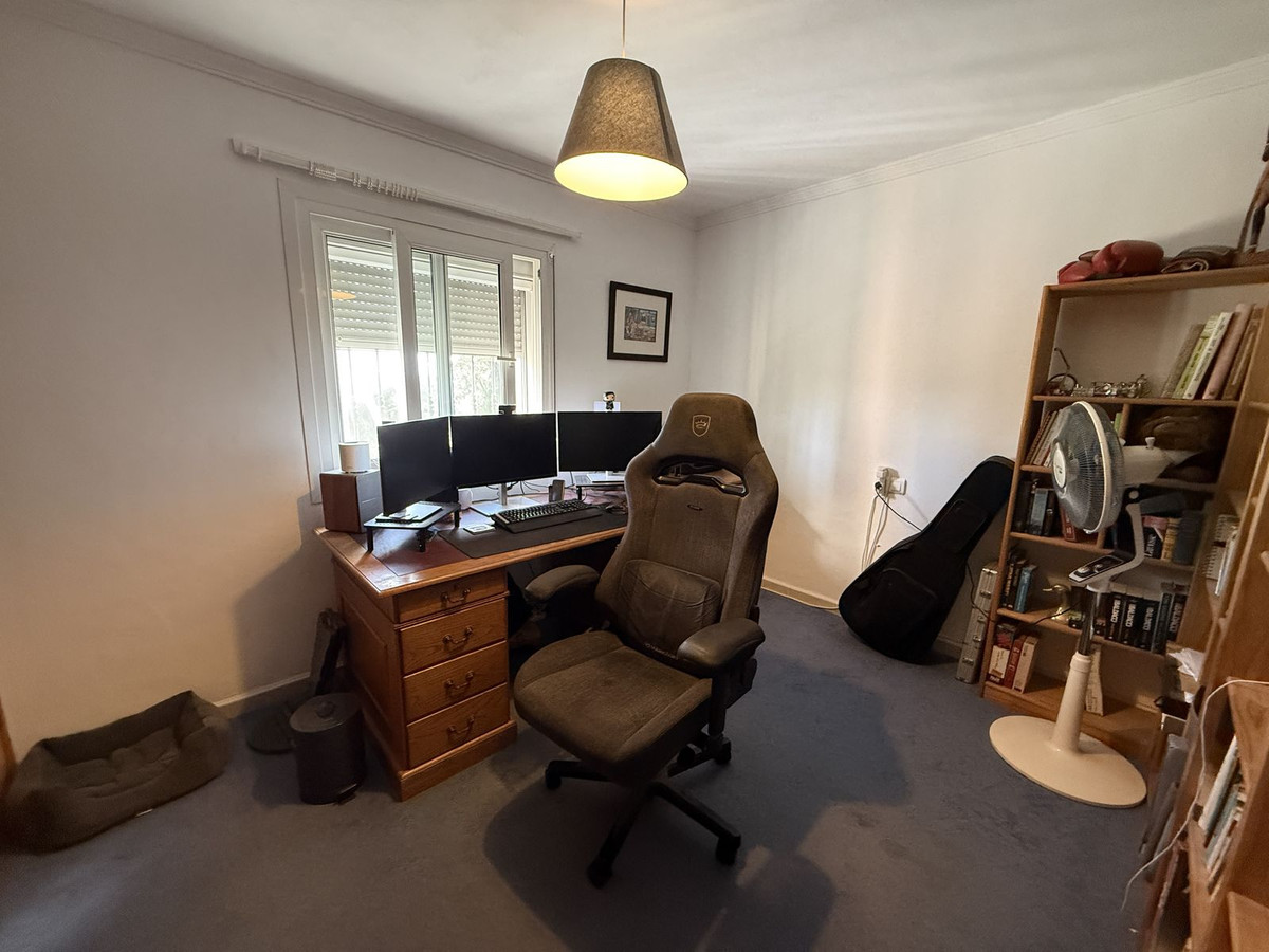 Se vende Finca - Cortijo de 6 dormitorios en Costa Del Sol, Málaga, España