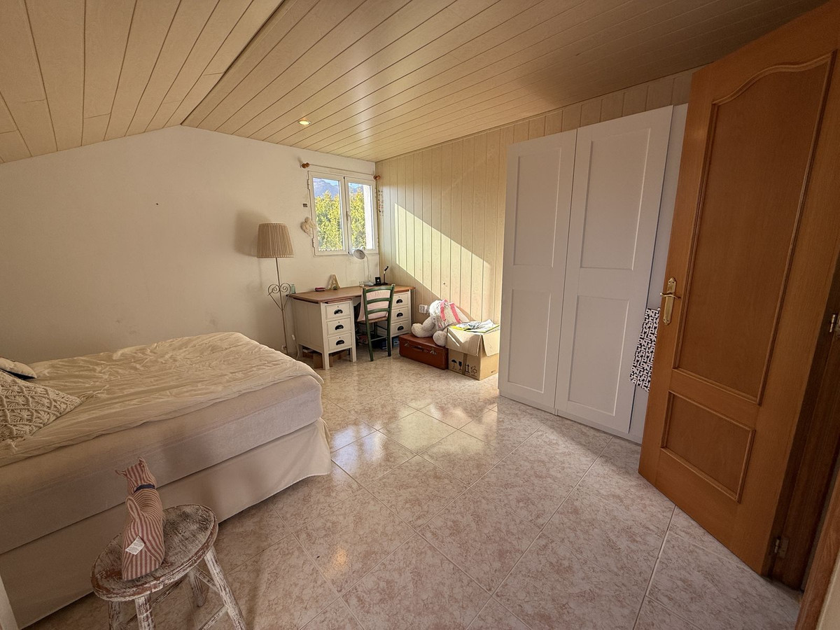 Se vende Finca - Cortijo de 6 dormitorios en Costa Del Sol, Málaga, España