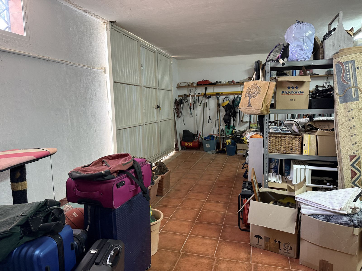 Se vende Finca - Cortijo de 6 dormitorios en Costa Del Sol, Málaga, España