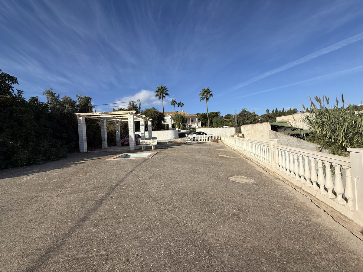 Se vende Finca - Cortijo de 6 dormitorios en Costa Del Sol, Málaga, España
