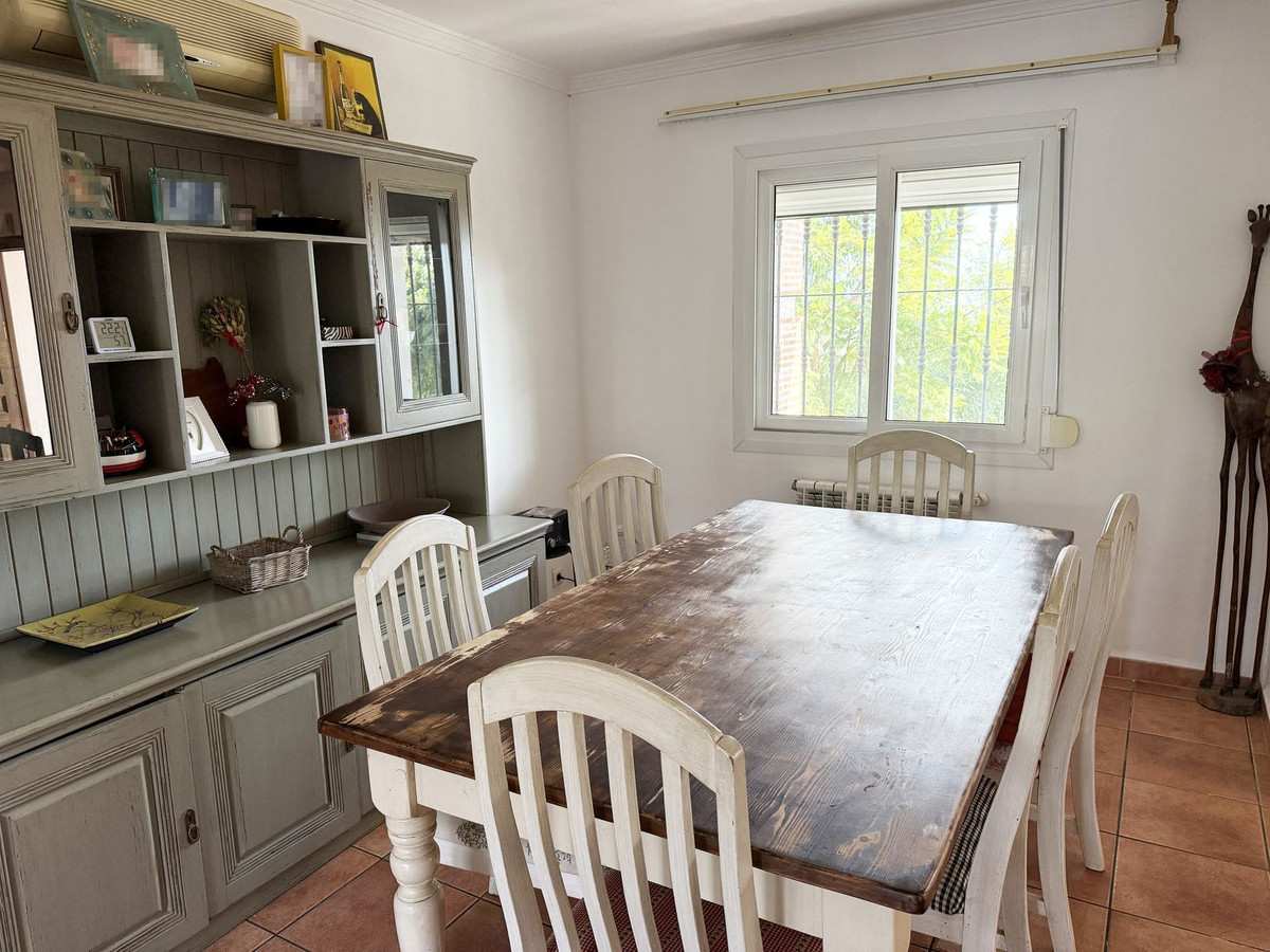 Se vende Finca - Cortijo de 6 dormitorios en Costa Del Sol, Málaga, España