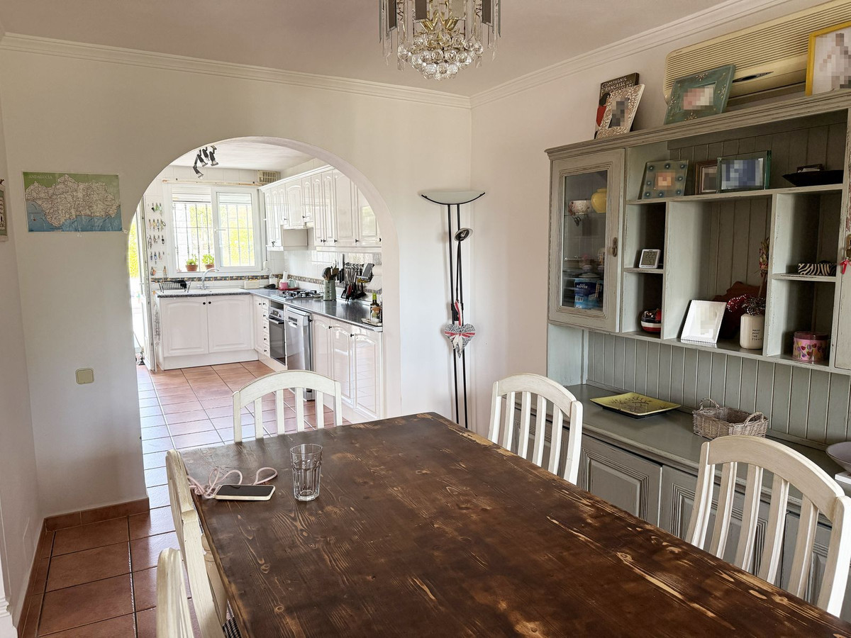 Se vende Finca - Cortijo de 6 dormitorios en Costa Del Sol, Málaga, España