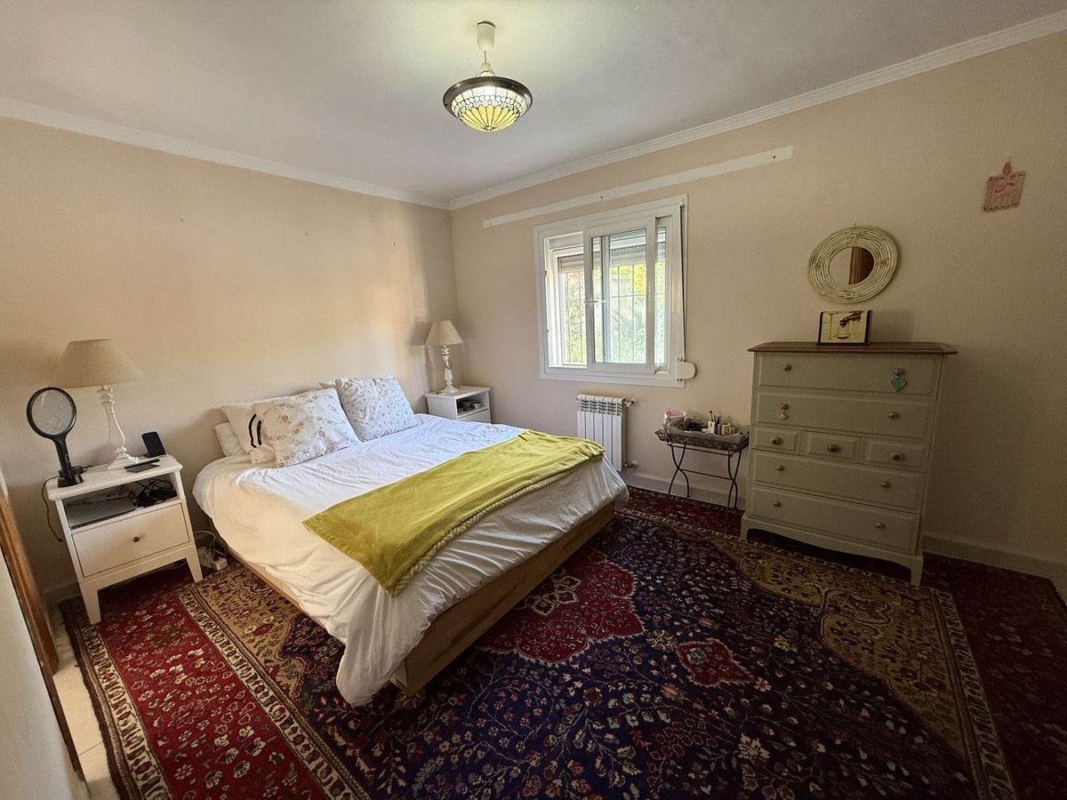 Se vende Finca - Cortijo de 6 dormitorios en Costa Del Sol, Málaga, España
