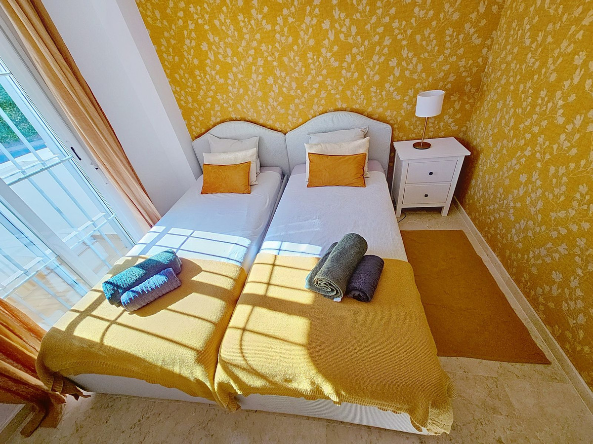 3 Bed Apartment for sale in Manilva Costa Del Sol, Málaga, Spain