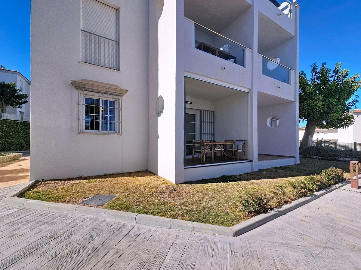 3 Bed Apartment for sale in Manilva Costa Del Sol, Málaga, Spain