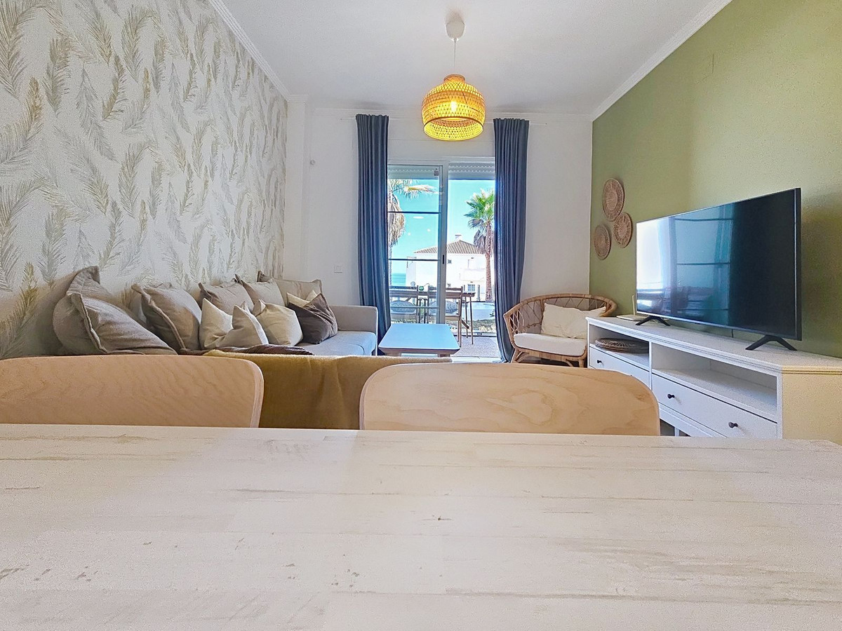 3 Bed Apartment for sale in Manilva Costa Del Sol, Málaga, Spain