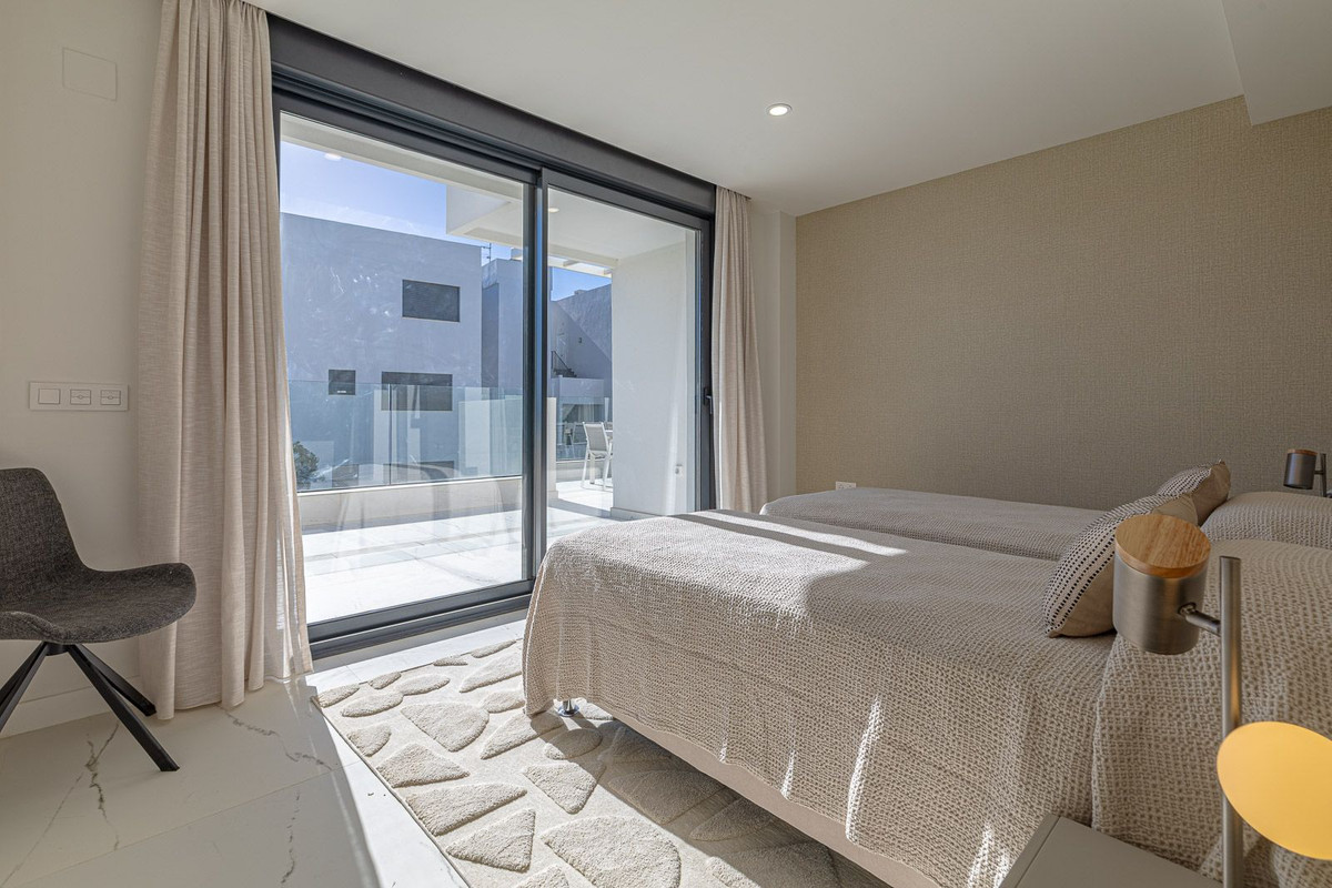 Se vende Apartamento Planta Media de 2 dormitorios en Costa Del Sol, Málaga, España
