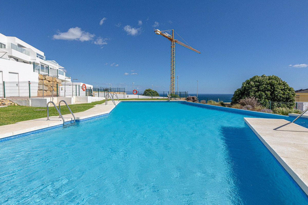 Se vende Apartamento Planta Media de 2 dormitorios en Costa Del Sol, Málaga, España