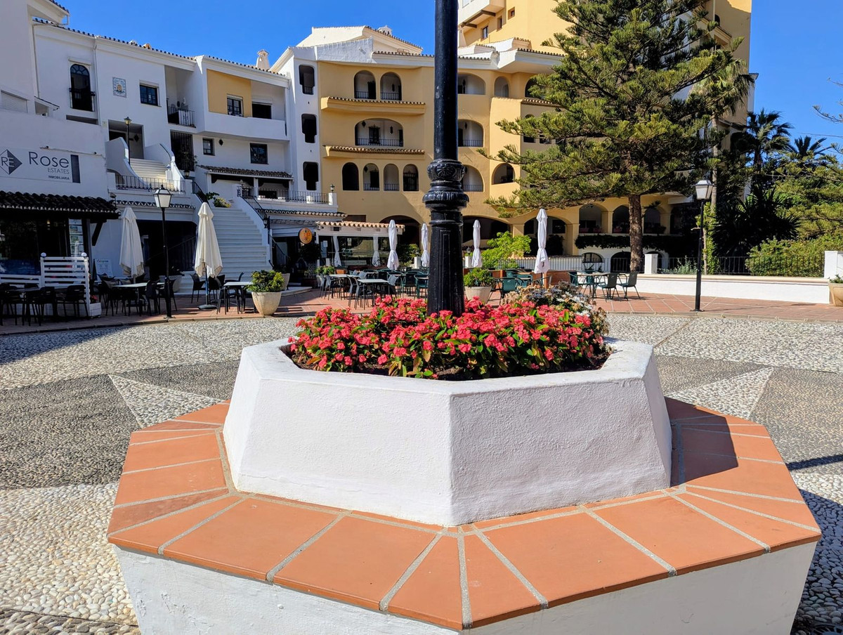 2 Bed Apartment for sale in Puerto De Cabopino Costa Del Sol, Málaga, Spain
