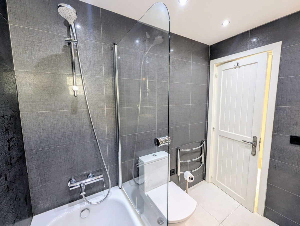 2 Bed Apartment for sale in Puerto De Cabopino Costa Del Sol, Málaga, Spain