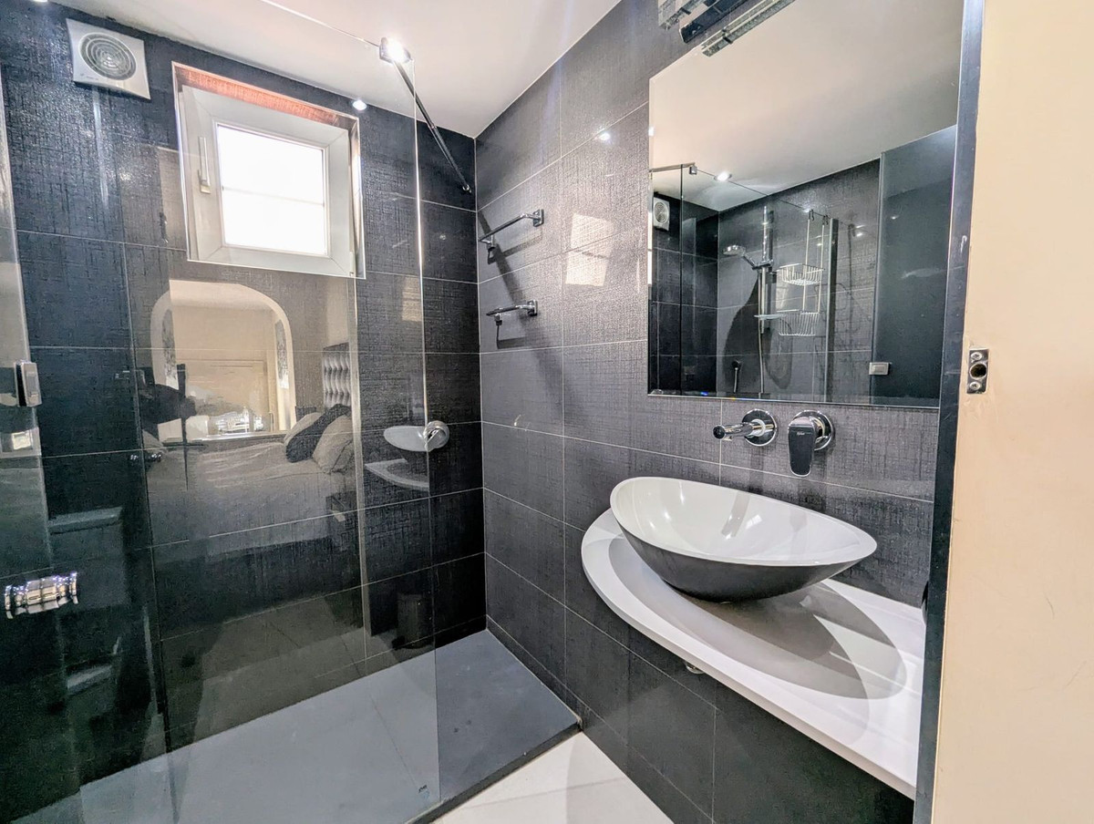 2 Bed Apartment for sale in Puerto De Cabopino Costa Del Sol, Málaga, Spain
