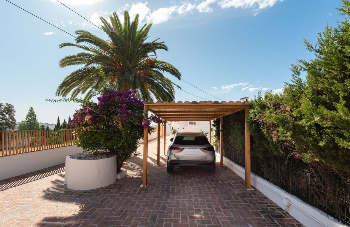 4 Bed Townhouse for sale in Guadalmina Alta Costa Del Sol, Málaga, Spain