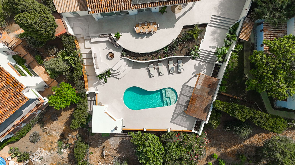 4 Bed Townhouse for sale in Guadalmina Alta Costa Del Sol, Málaga, Spain