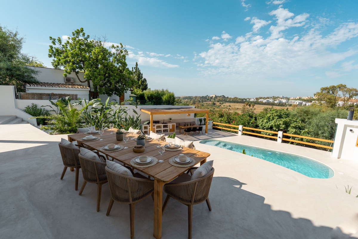 4 Bed Townhouse for sale in Guadalmina Alta Costa Del Sol, Málaga, Spain