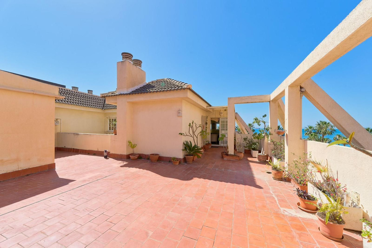 3 Bed Apartment for sale in Malagueta Málaga Ciudad, Málaga, Spain