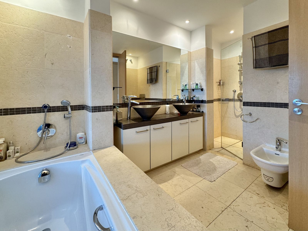2 Bed Apartment for sale in Altos De Los Monteros Costa Del Sol, Málaga, Spain