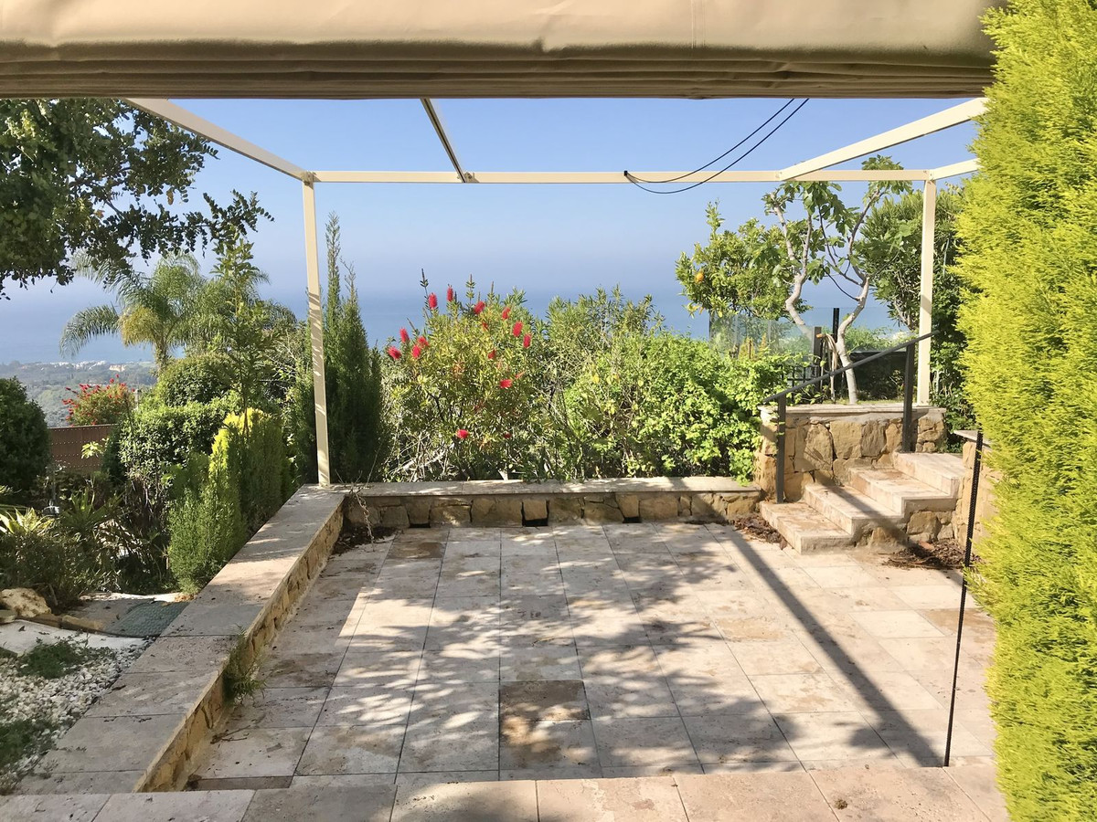 2 Bed Apartment for sale in Altos De Los Monteros Costa Del Sol, Málaga, Spain