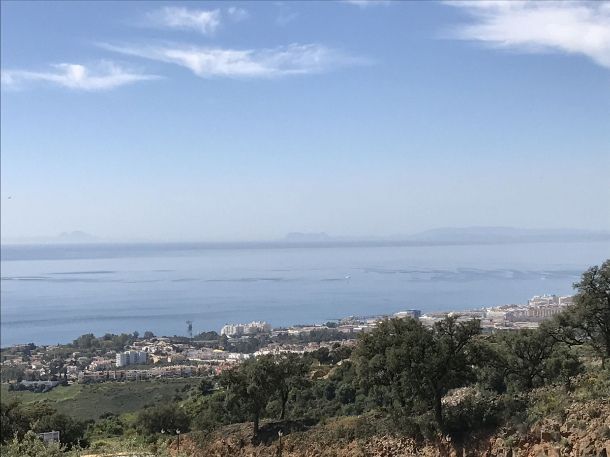 2 Bed Apartment for sale in Altos De Los Monteros Costa Del Sol, Málaga, Spain