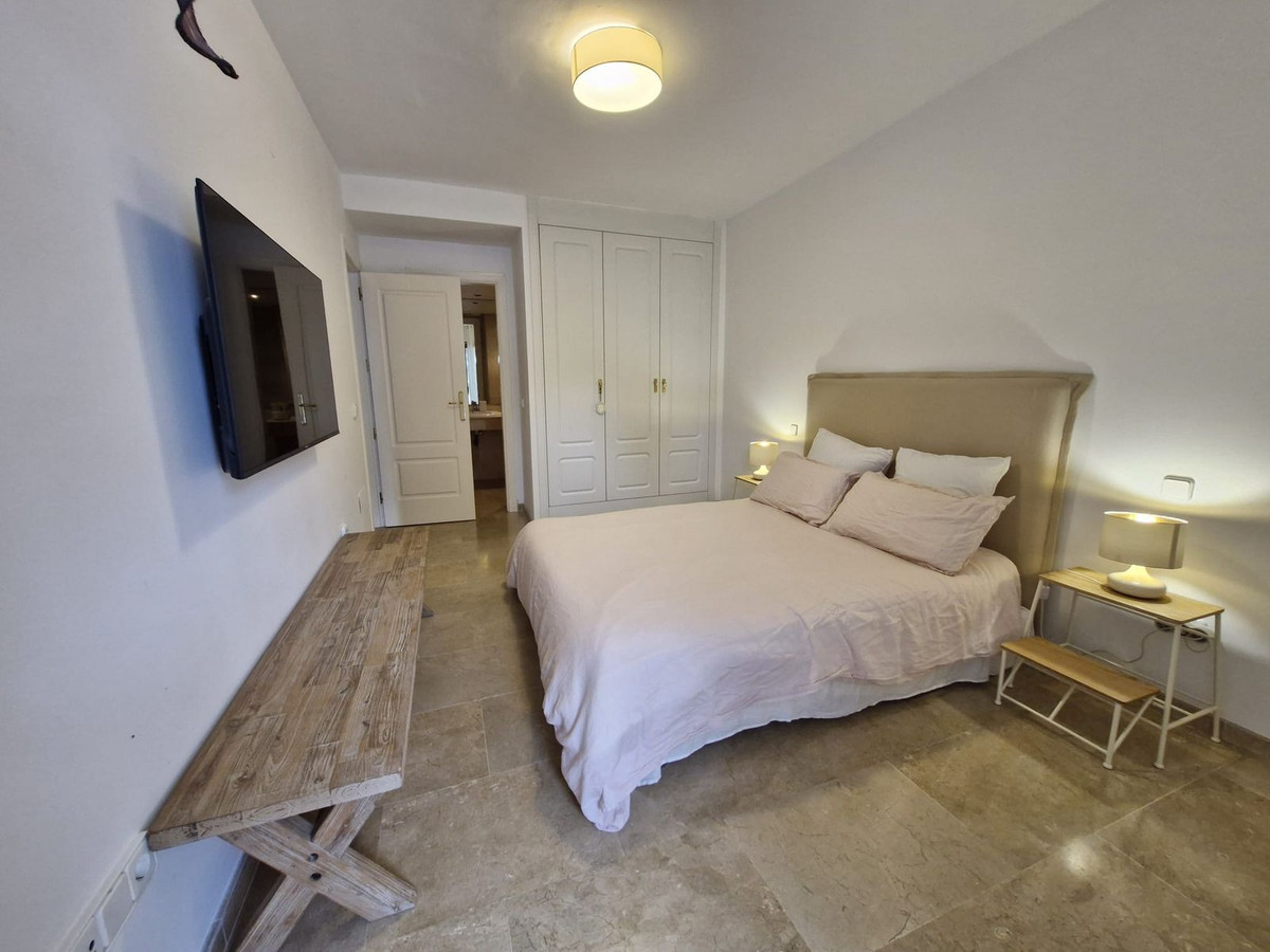 Se vende Apartamento Planta Media de 2 dormitorios en Costa Del Sol, Málaga, España