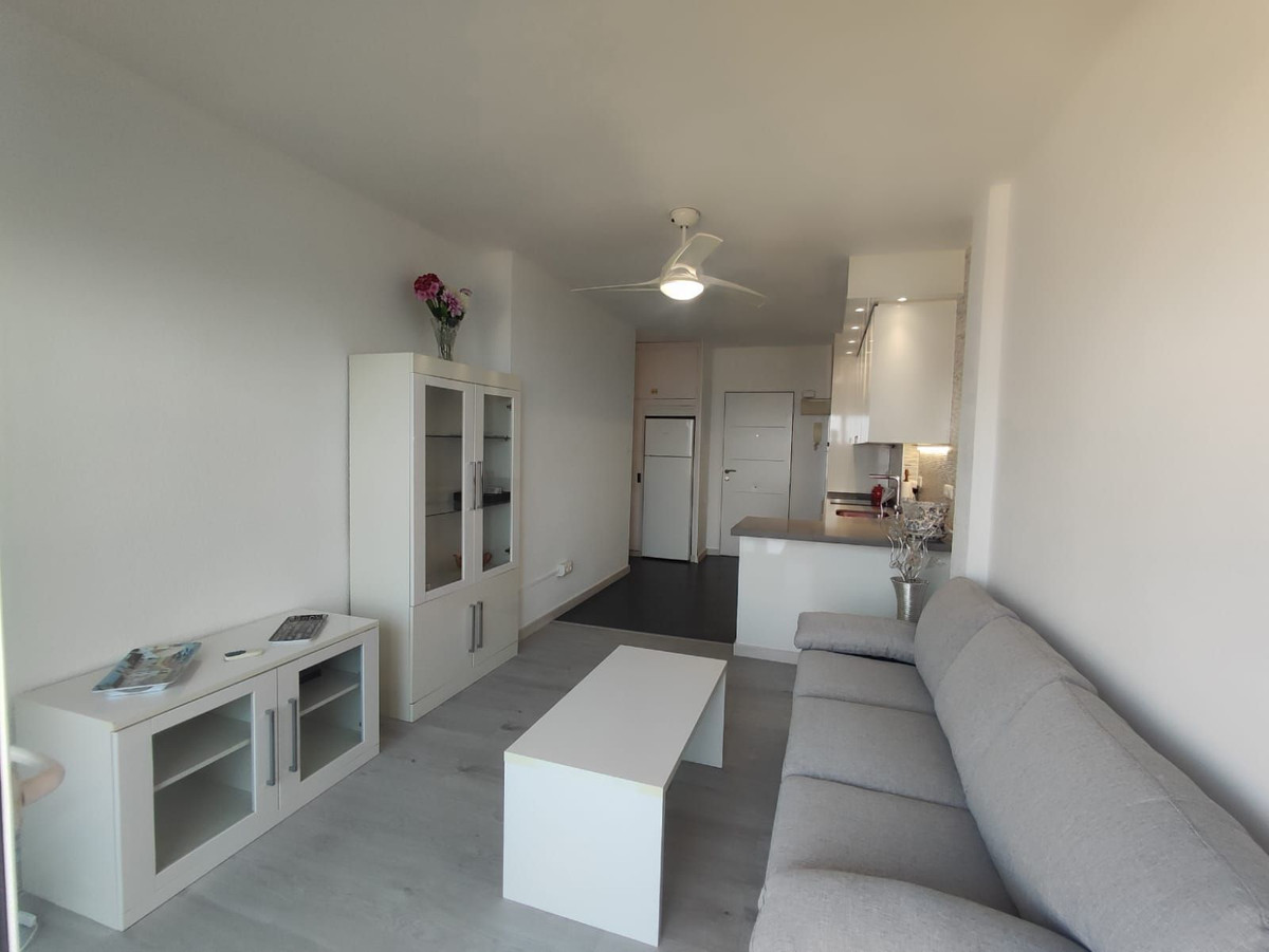 Se vende Apartamento Planta Media de 1 dormitorios en Costa Del Sol, Málaga, España