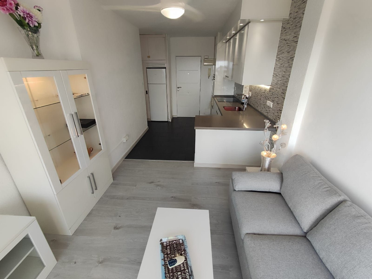 Se vende Apartamento Planta Media de 1 dormitorios en Costa Del Sol, Málaga, España