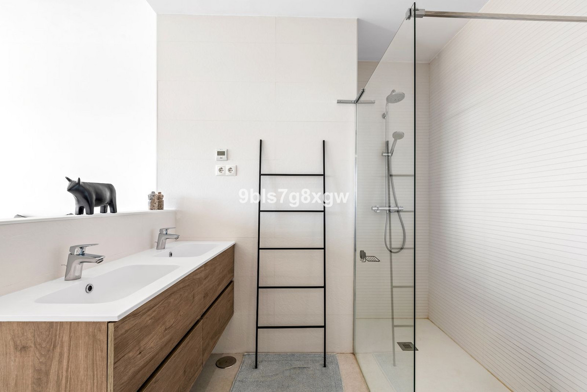 2 Bed Apartment for sale in Casares Playa Costa Del Sol, Málaga, Spain