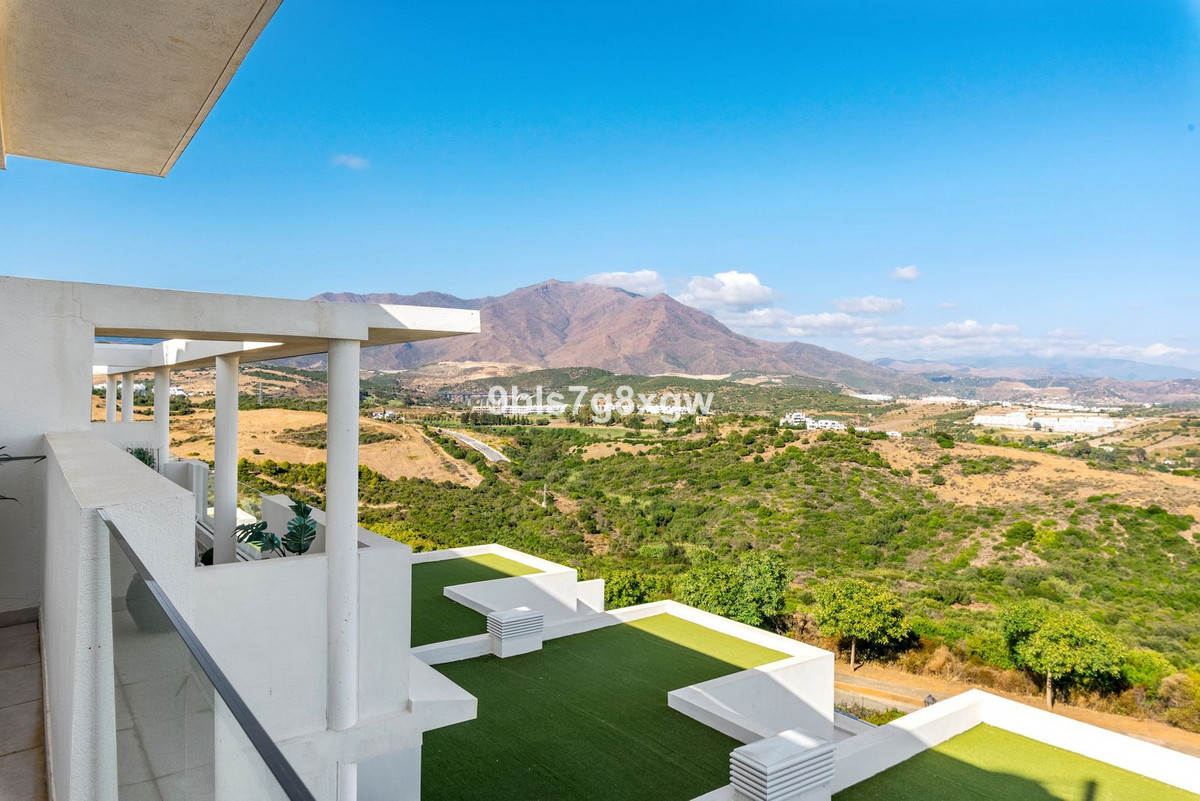 2 Bed Apartment for sale in Casares Playa Costa Del Sol, Málaga, Spain