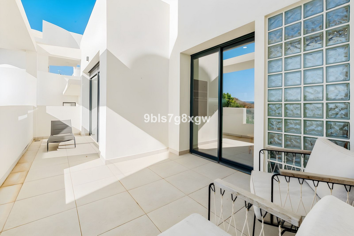 2 Bed Apartment for sale in Casares Playa Costa Del Sol, Málaga, Spain