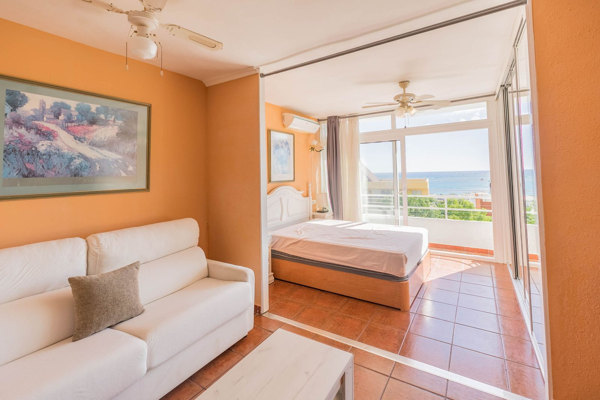 Se vende Apartamento Planta Media de 1 dormitorios en Costa Del Sol, Málaga, España
