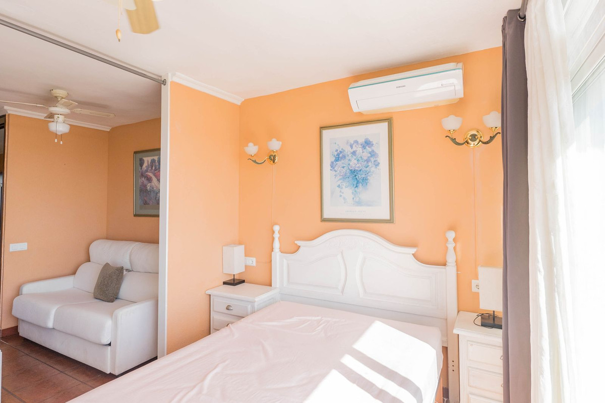 Se vende Apartamento Planta Media de 1 dormitorios en Costa Del Sol, Málaga, España