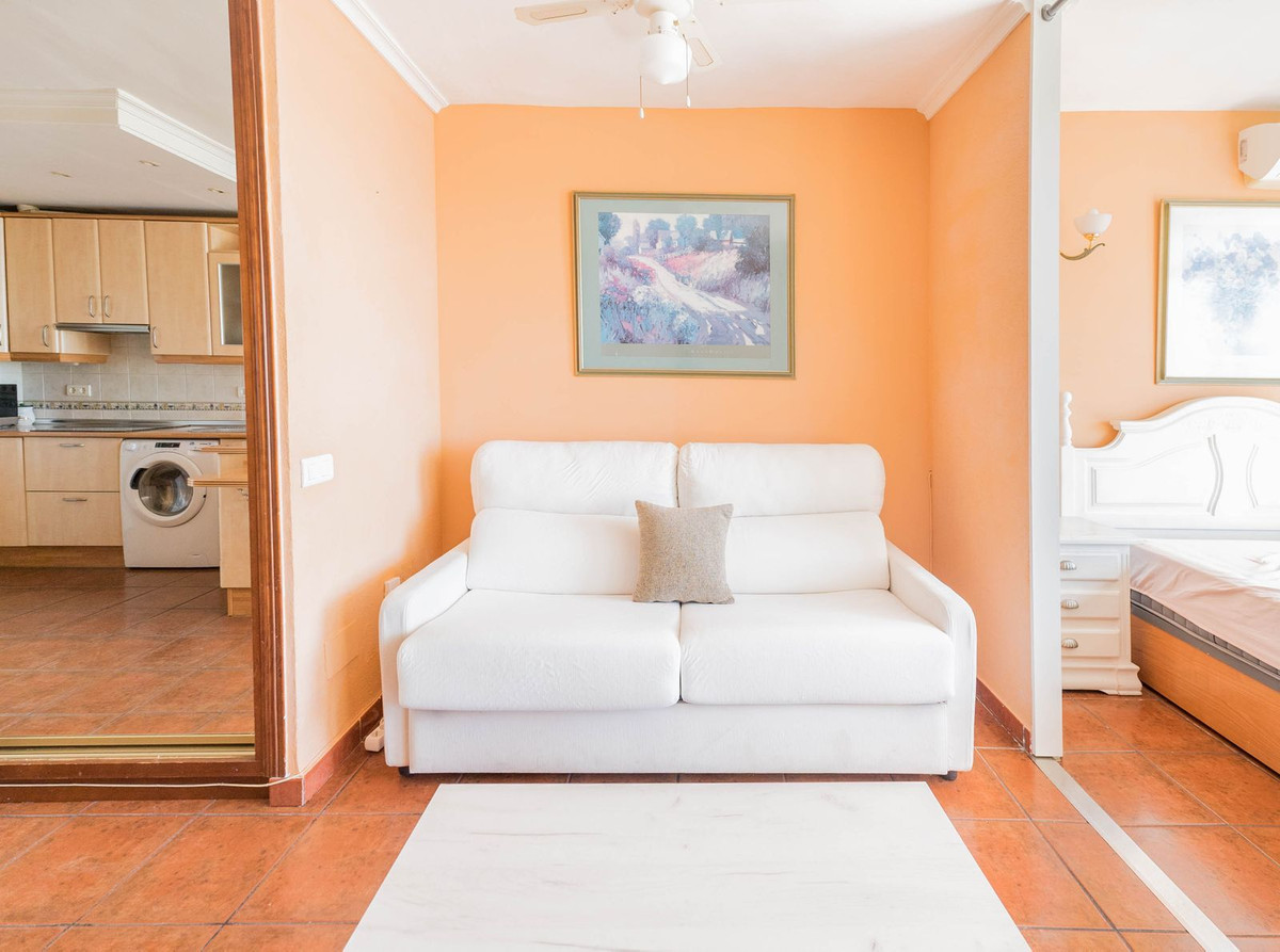 Se vende Apartamento Planta Media de 1 dormitorios en Costa Del Sol, Málaga, España