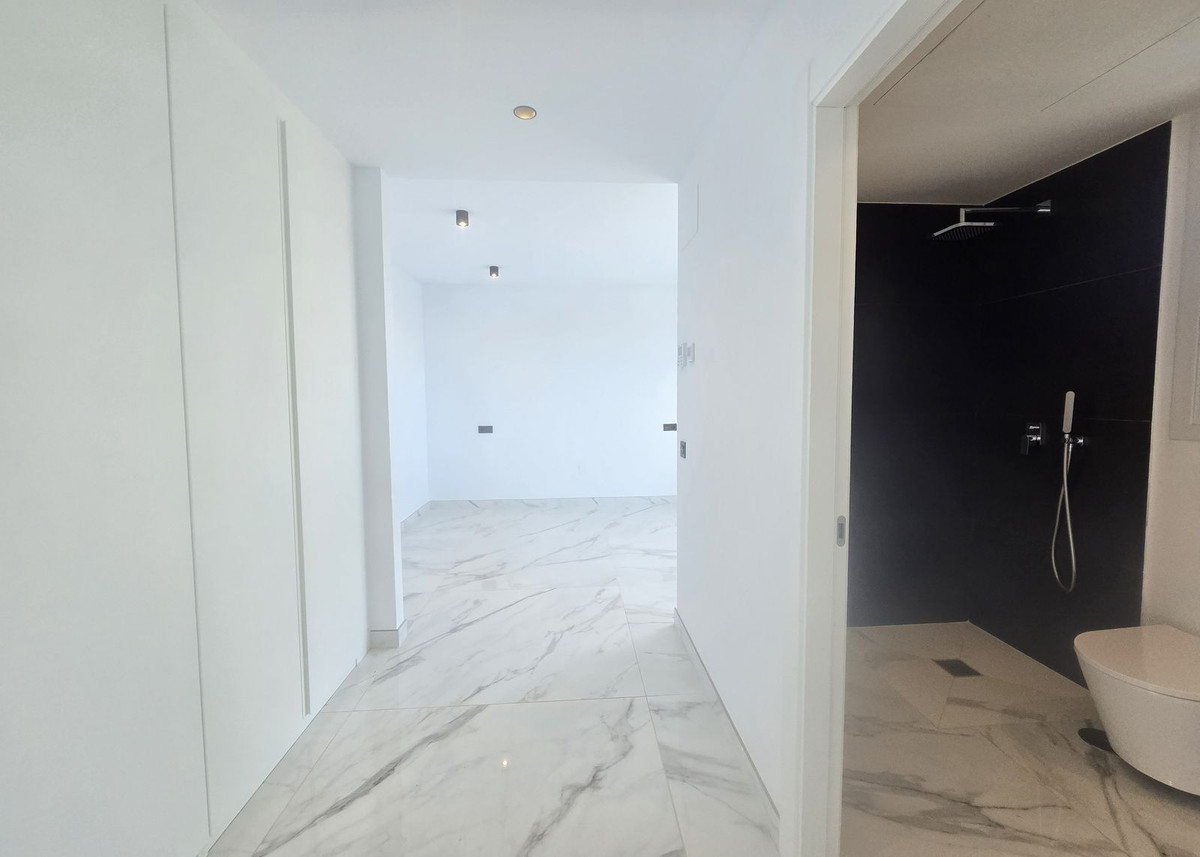 4 Bed Townhouse for sale in La Mairena Costa Del Sol, Málaga, Spain