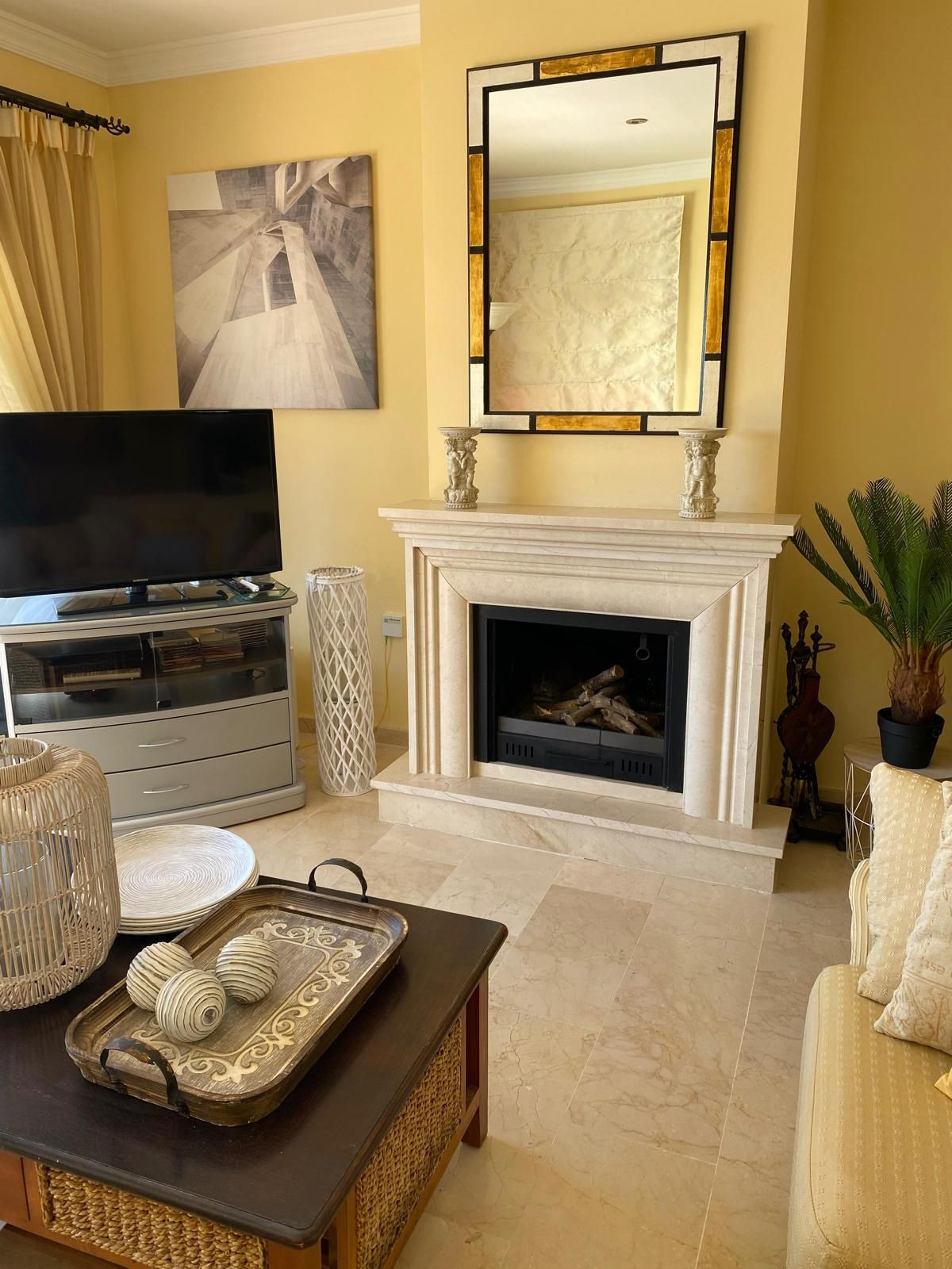 2 Bed Apartment for sale in Elviria Costa Del Sol, Málaga, Spain