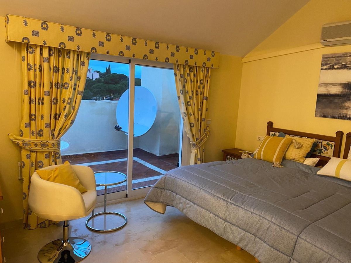 2 Bed Apartment for sale in Elviria Costa Del Sol, Málaga, Spain