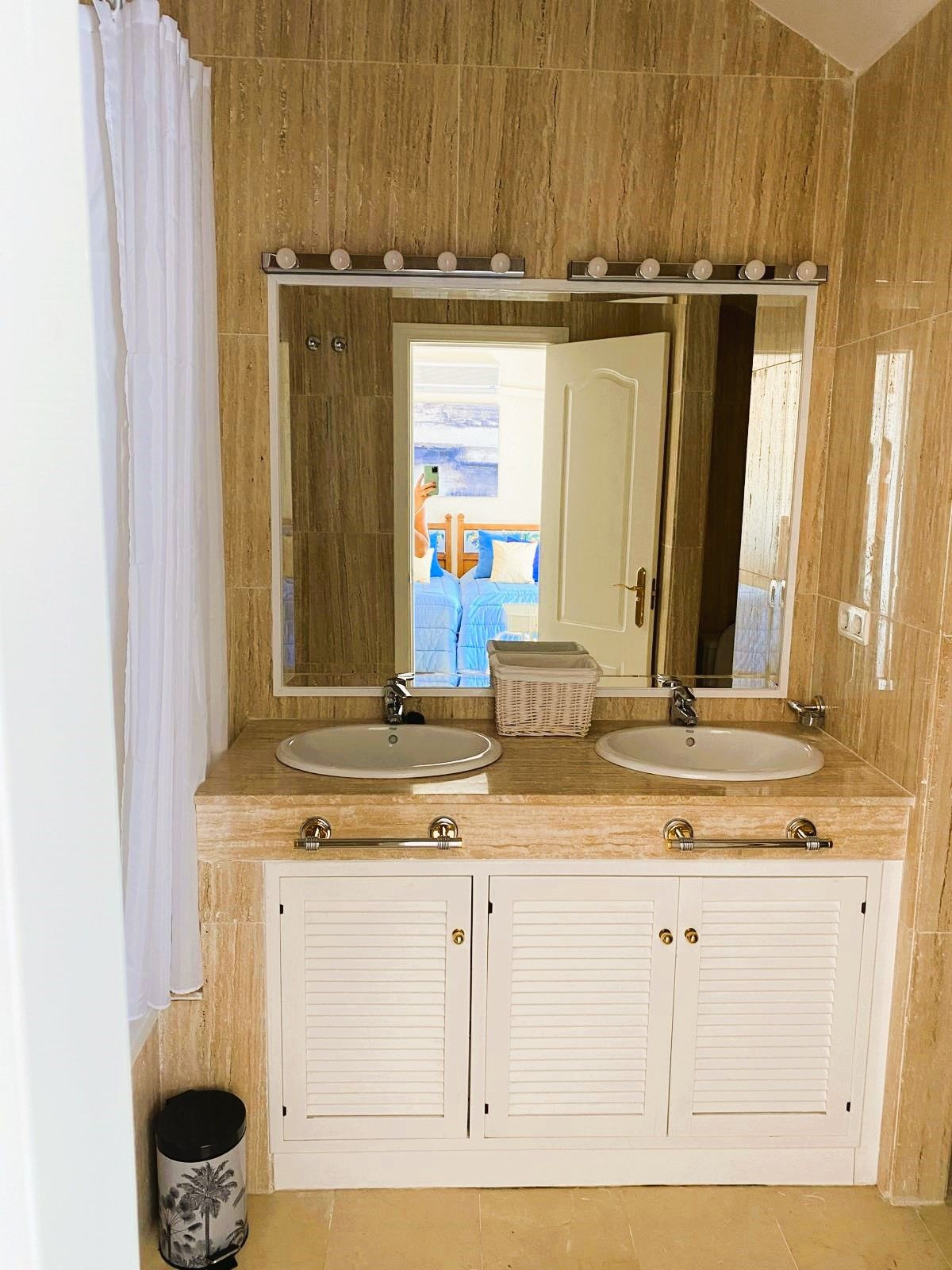 2 Bed Apartment for sale in Elviria Costa Del Sol, Málaga, Spain