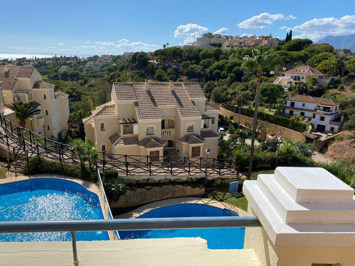 2 Bed Apartment for sale in Elviria Costa Del Sol, Málaga, Spain