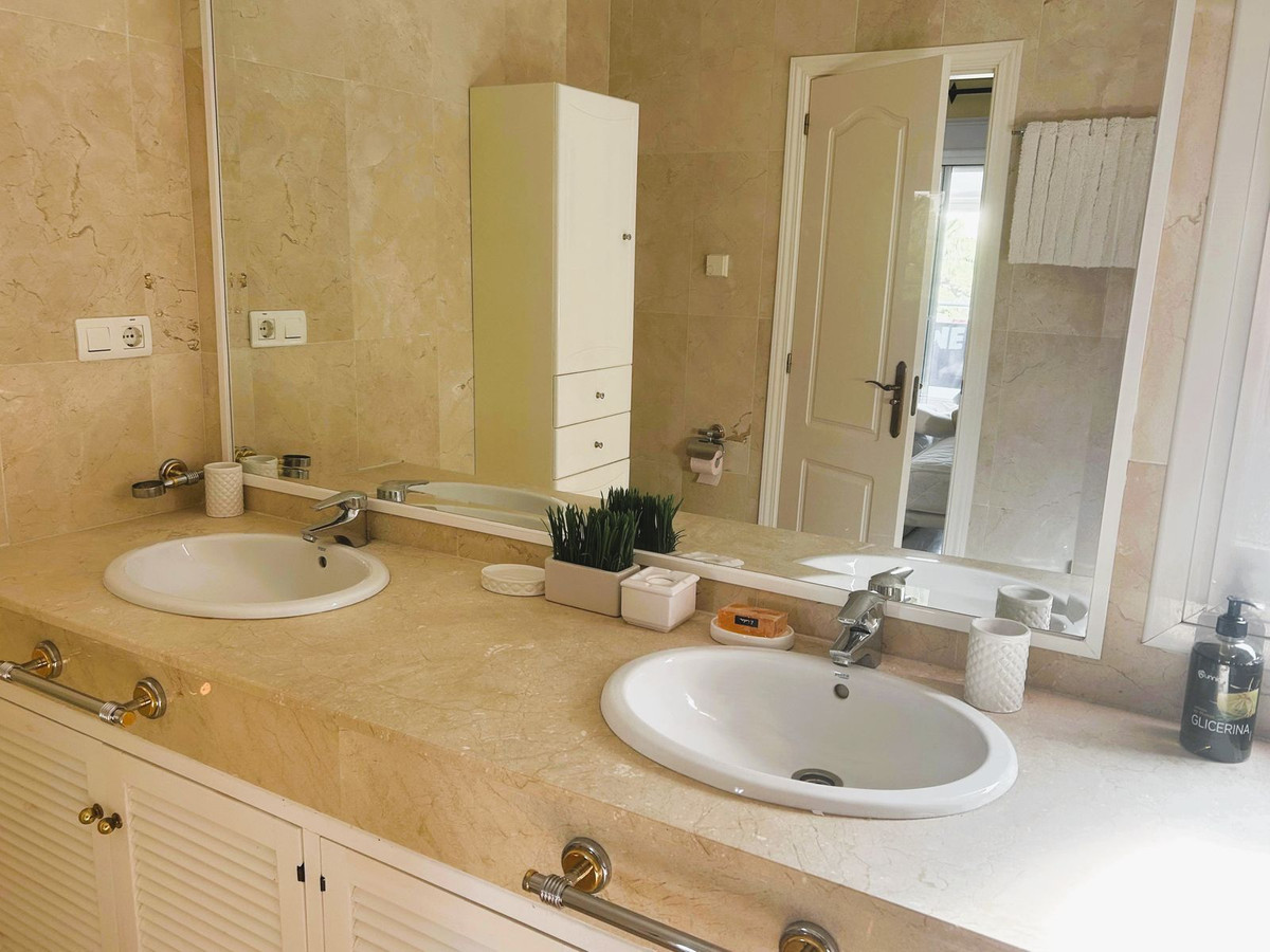 2 Bed Apartment for sale in Elviria Costa Del Sol, Málaga, Spain