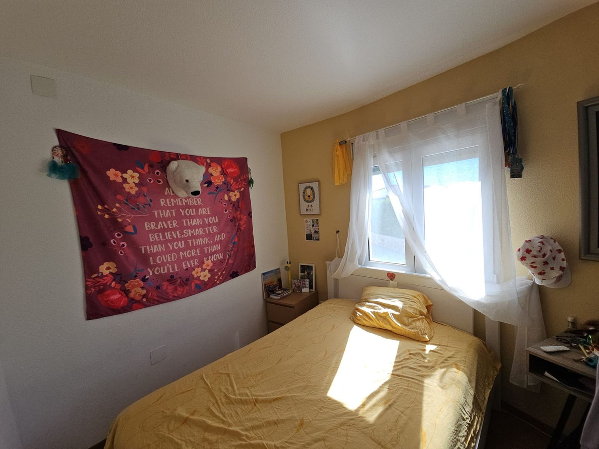 Se vende Villa - Chalet de 4 dormitorios en Costa Blanca, Alicante, España