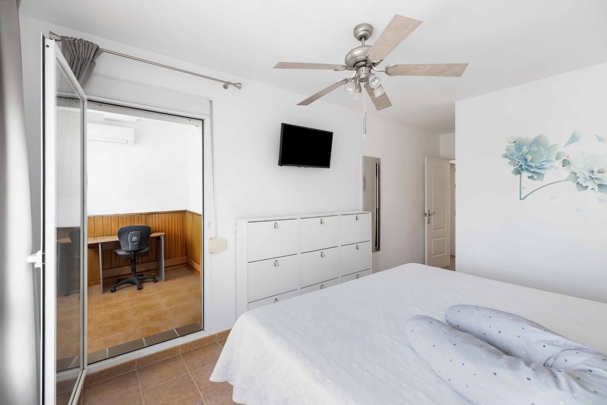 Se vende Villa - Chalet de 3 dormitorios en Costa Del Sol, Málaga, España