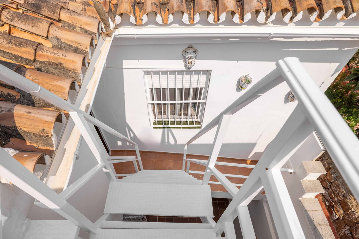 Se vende Villa - Chalet de 3 dormitorios en Costa Del Sol, Málaga, España