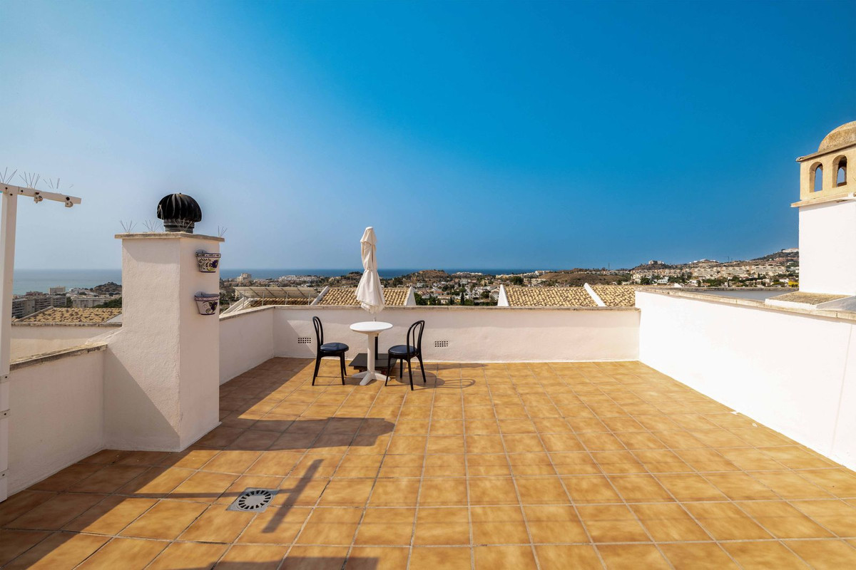 Se vende Villa - Chalet de 3 dormitorios en Costa Del Sol, Málaga, España
