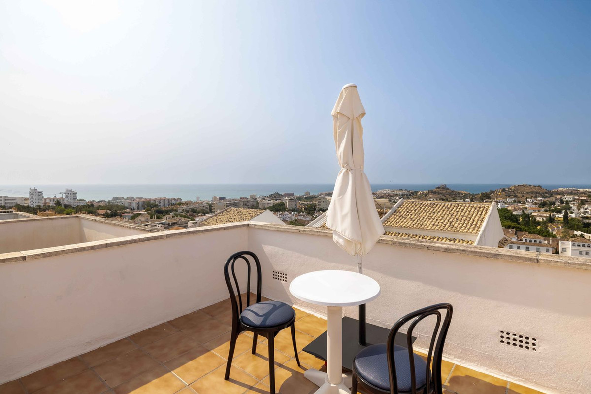 Se vende Villa - Chalet de 3 dormitorios en Costa Del Sol, Málaga, España