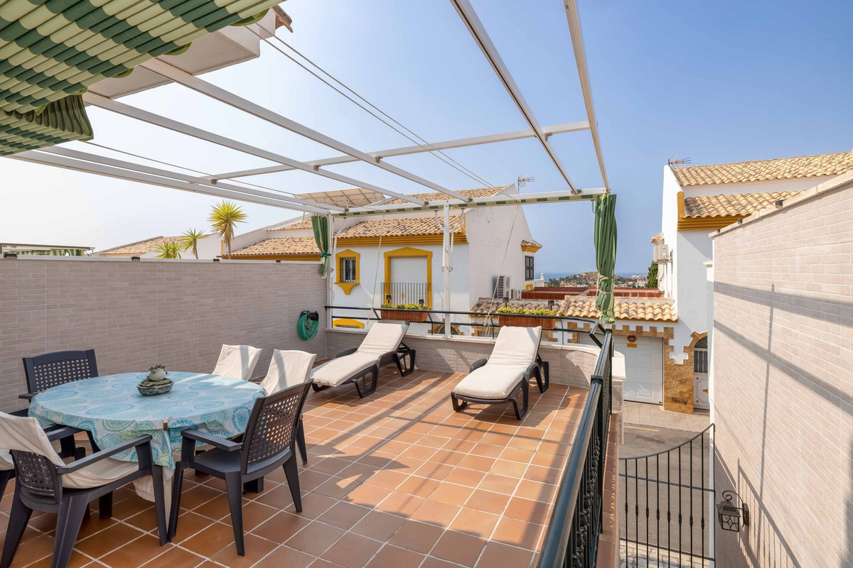 Se vende Villa - Chalet de 3 dormitorios en Costa Del Sol, Málaga, España