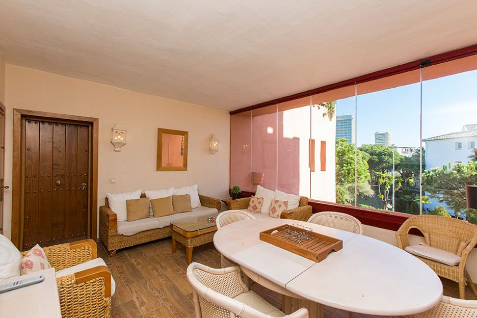 3 Bed Apartment for sale in Marbella Costa Del Sol, Málaga, Spain