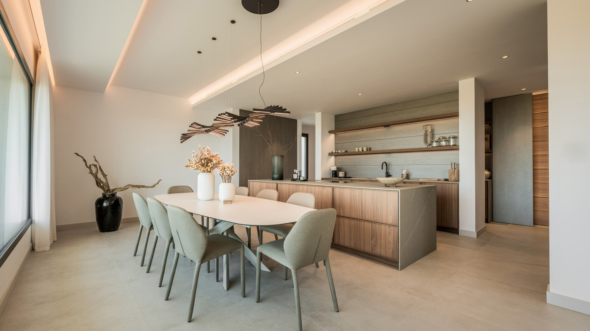 4 Bed Townhouse for sale in El Rosario Costa Del Sol, Málaga, Spain