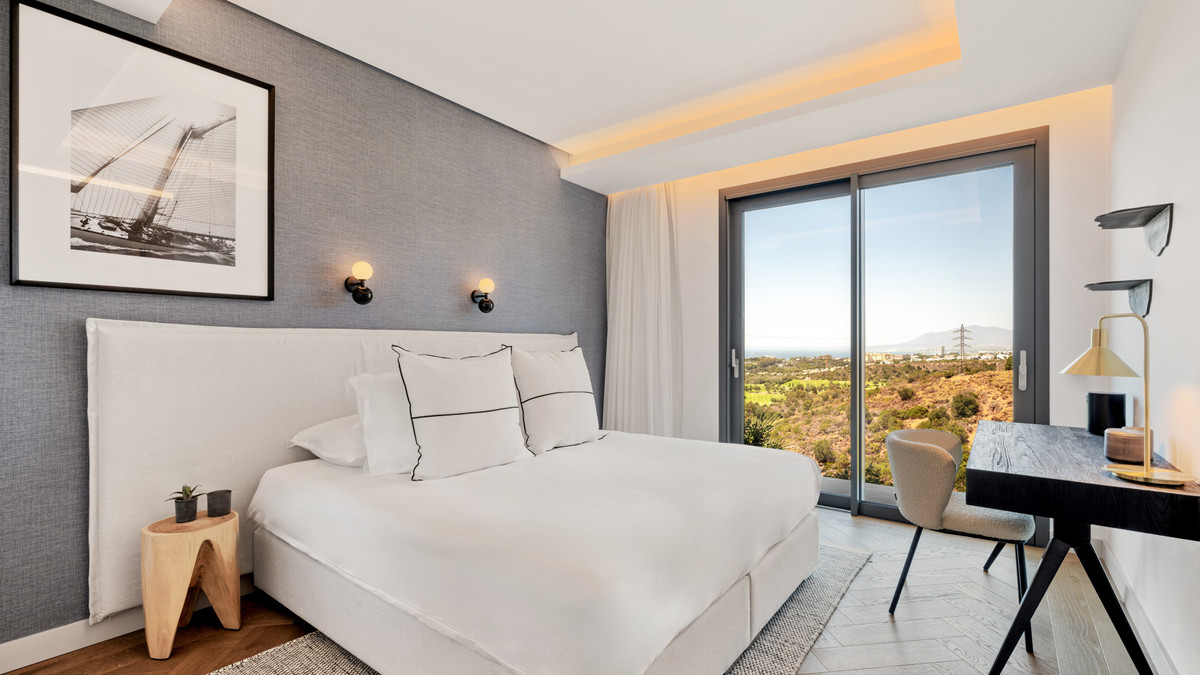 4 Bed Townhouse for sale in El Rosario Costa Del Sol, Málaga, Spain